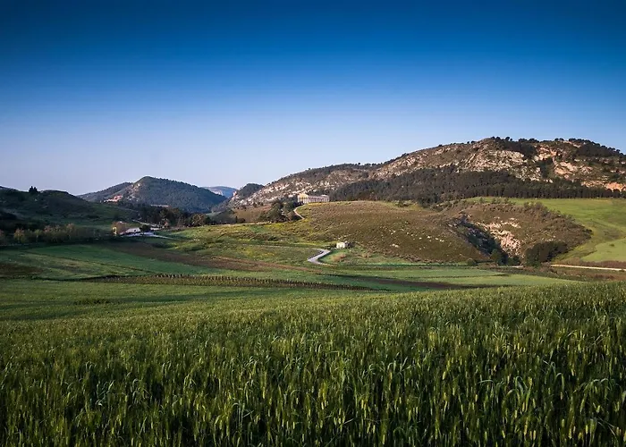 Helimos B&B With Segesta Temple View Near Castellammare Del Golfo