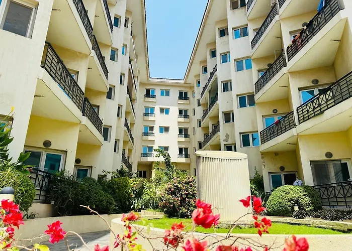 Master Bed Center Residence Dubai