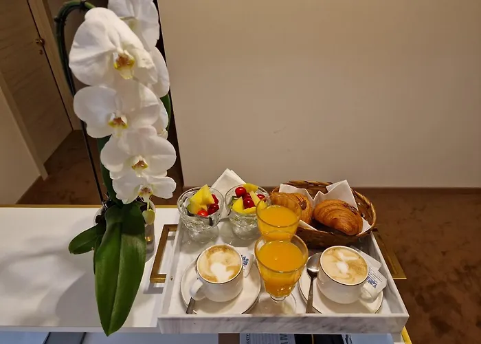 Cuma Suites