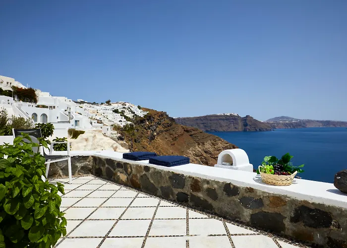 Allure Breeze Suites