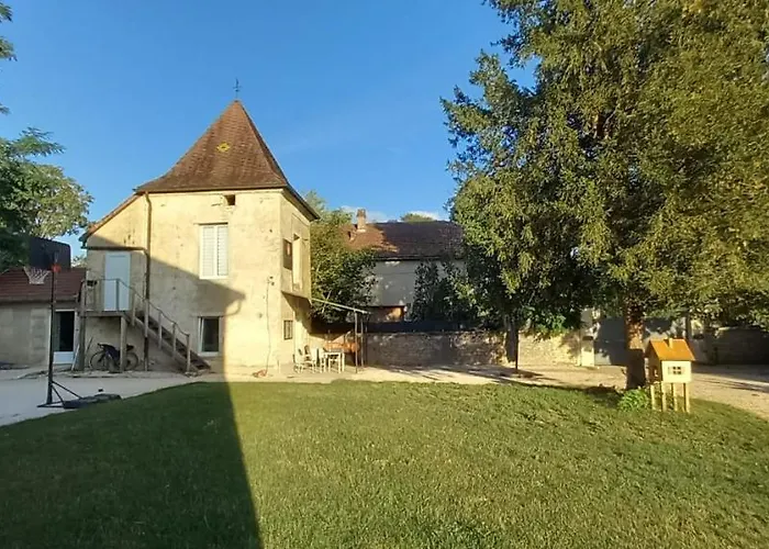Suite privée indépendant dans ancien pigeonniet