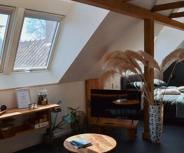 Loft 32