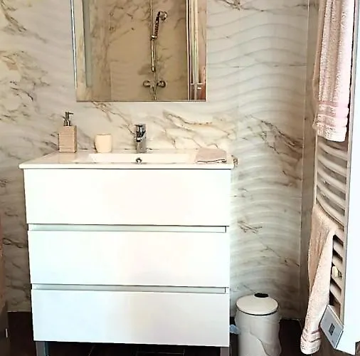 Agréable chambre dans le maquis