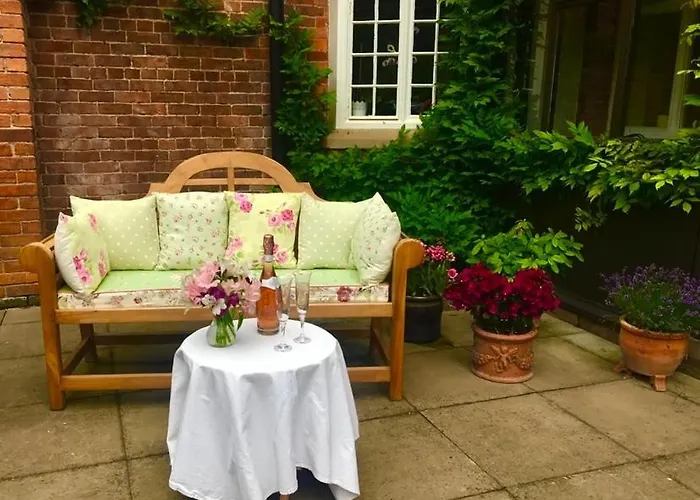 The Old Rectory - Valley View Room In Private Home