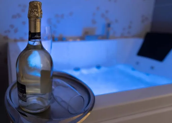 Al Chiaro Di Luna Luxury Suites Amalfi Coast