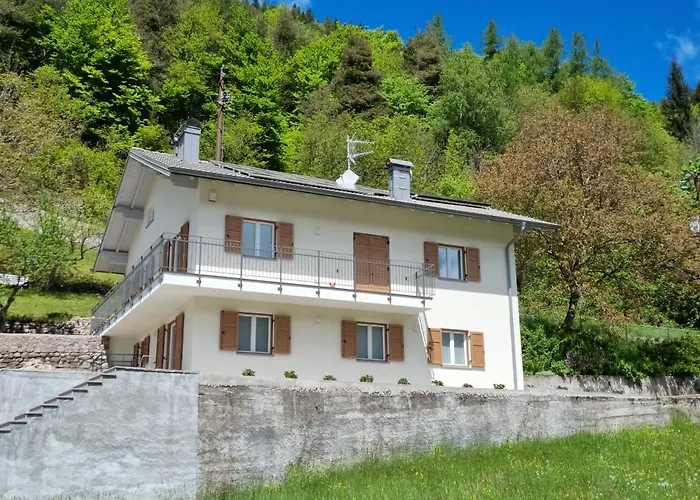 Lalunamia B&B And Holiday Apartment