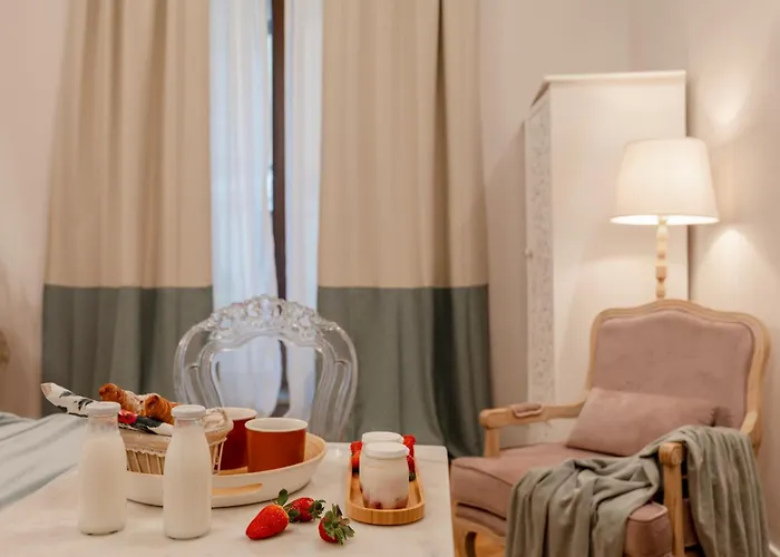 Accanto Al Centro B&B