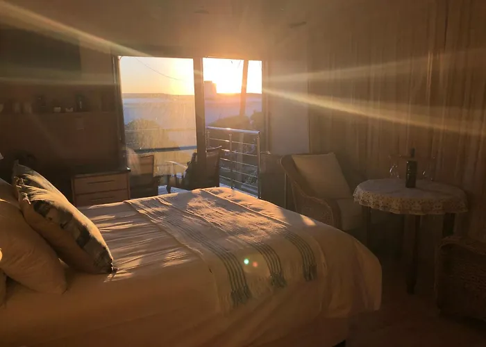Marine 5 Boutique Hotel