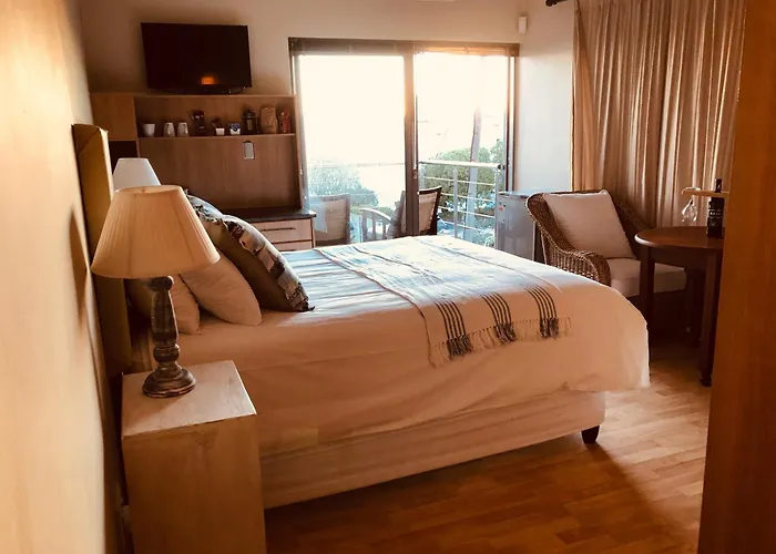 Marine 5 Boutique Hotel