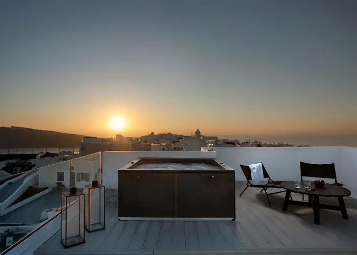 Armonoia Suites Santorini