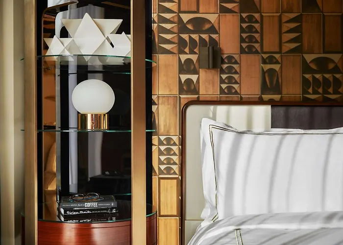 Viceroy Chicago