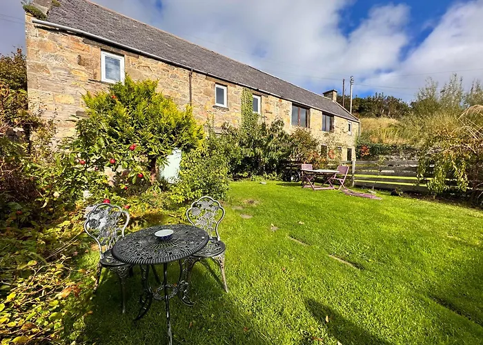 Sea Song, Selkie House