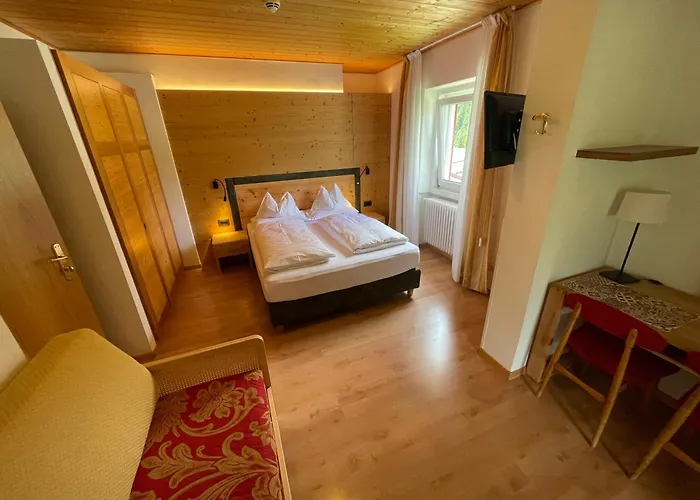 Hotel Meisules