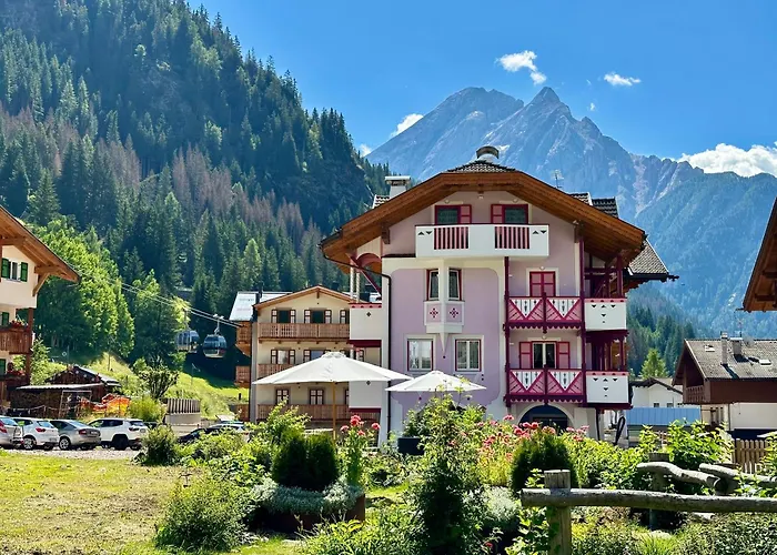 B&B Cesa Planber Mountain View Ski-In Ski-Out