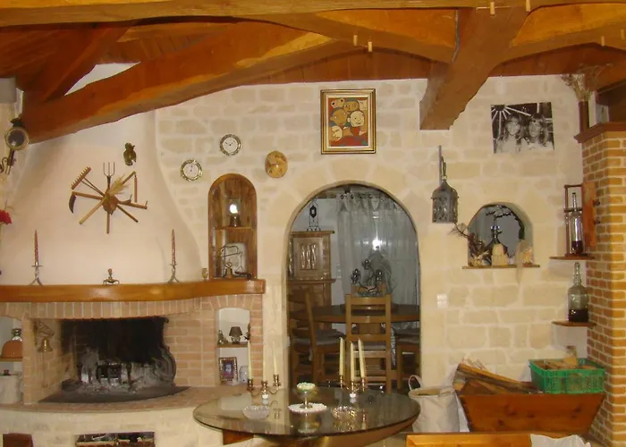 Le Mas des Mathes, Chambres d'hôtes, Studios