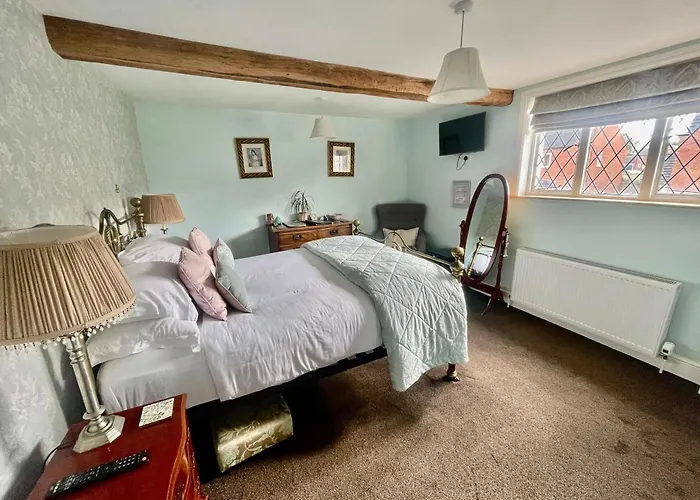 Eagle House - Award Winning B&B And Apartment
