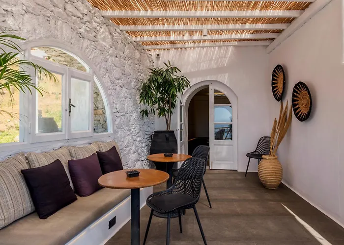 Yalos Hotel Sunset View Mykonos Town Private Rooms