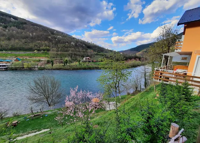 Apartmani Vila Na Drini