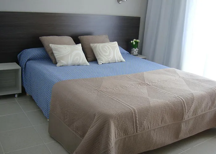 Hostal Tahiti Rs Salou