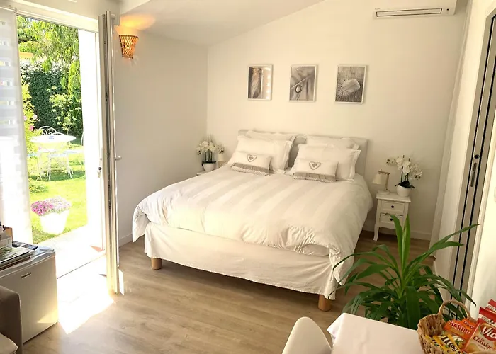 Chambre d'hôtes de charme MERBLEUESOLEIL