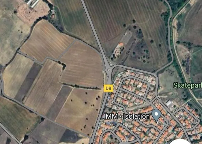 Tra Mare E Lago