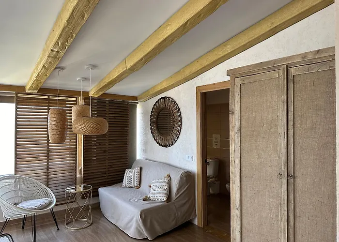 Botanico Boutique Suites