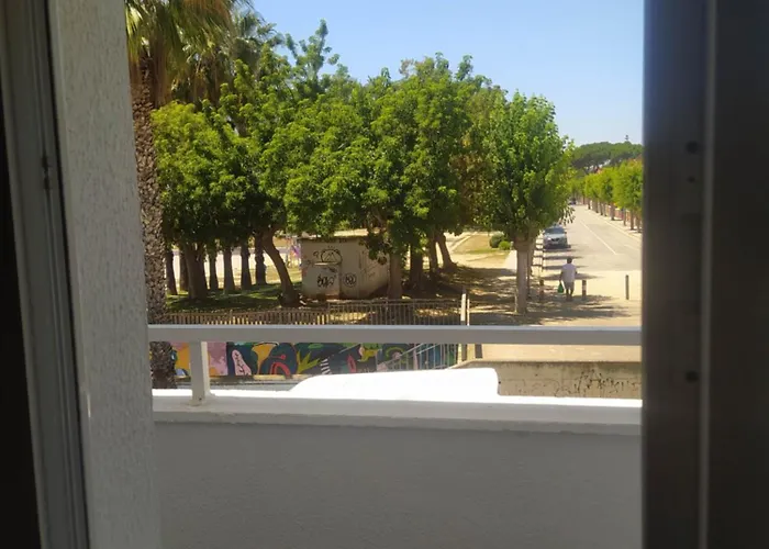 Primera línea de mar y piscina a 20 minutos de Barcelona