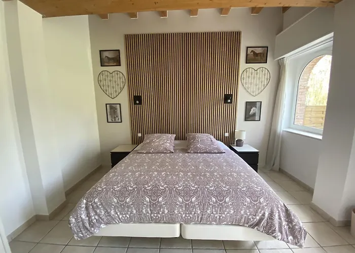 Chambres d'Hôtes Aux Ecuries du Chateau