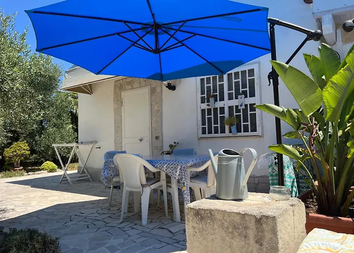 B&B Villa Mediterranea With Private Parking