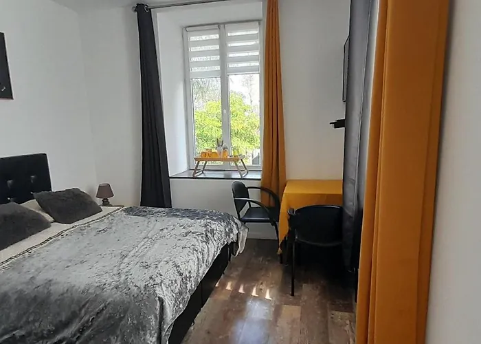 Suite privée indépendant dans ancien pigeonniet