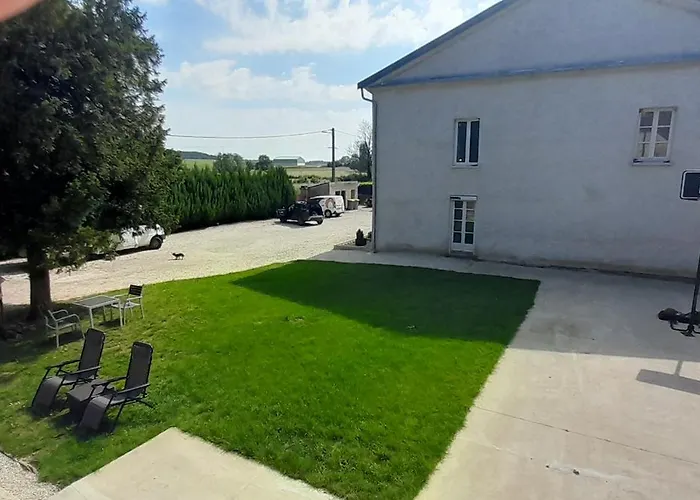 Suite privée indépendant dans ancien pigeonniet