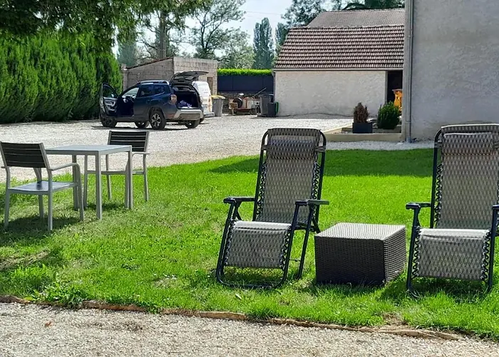 Suite privée indépendant dans ancien pigeonniet