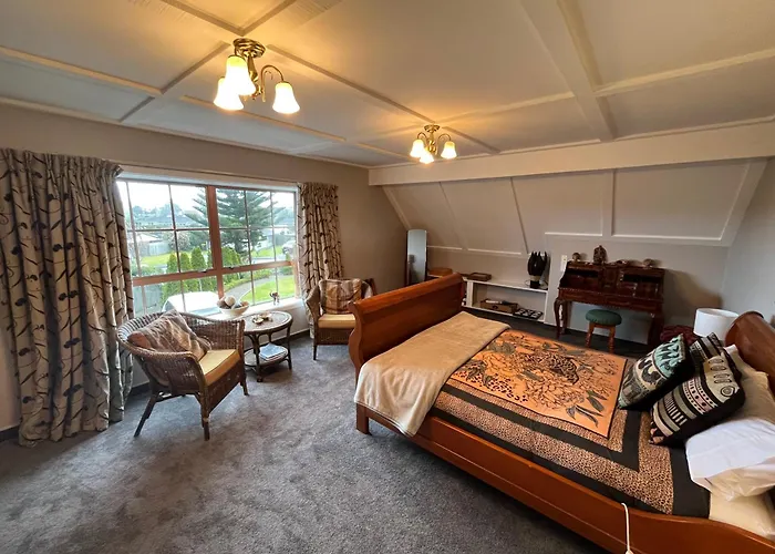Tudor Manor Bed & Breakfast