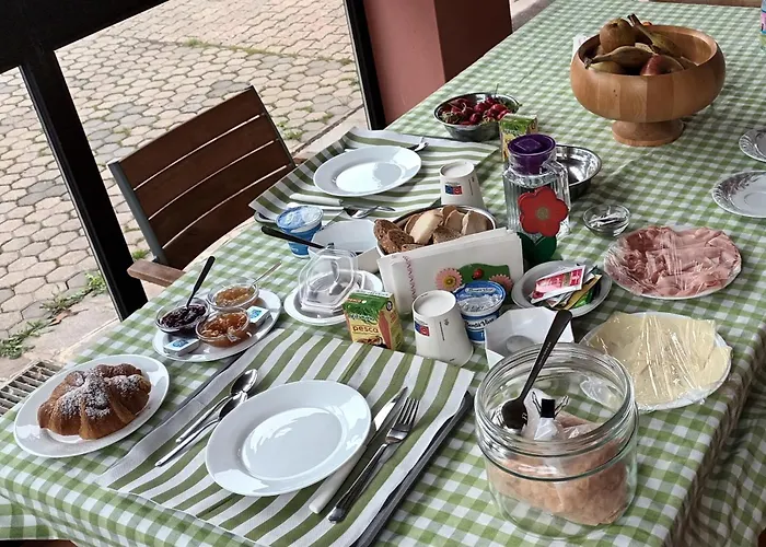 Il Conte di Montechiaro Rural B&B