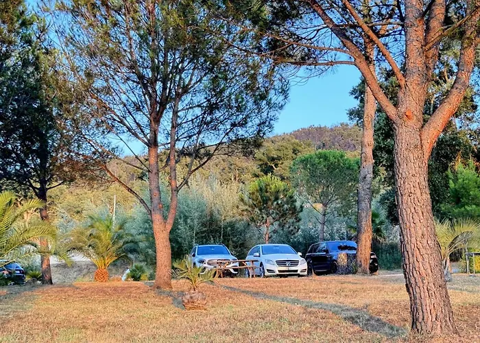Villa La Source 83 - Room Close To St Tropez