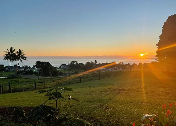 Hawaii Magic Skies B&B Farmstay
