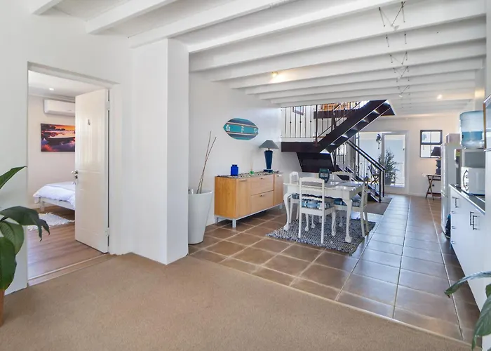 The Sandcastle Guesthouse - Melkbosstrand