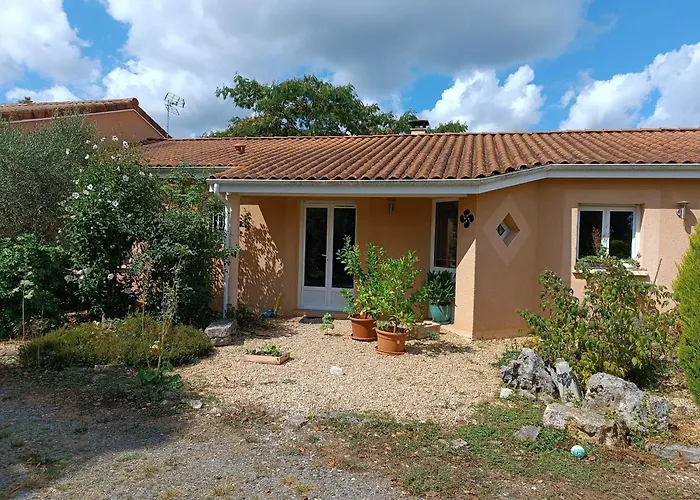 Une Escale Gourmande- Suite Avec Terrasse & Diner Maison Possible