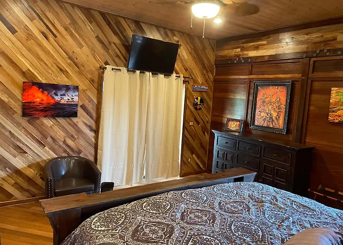 Hawaii Magic Skies B&B Farmstay