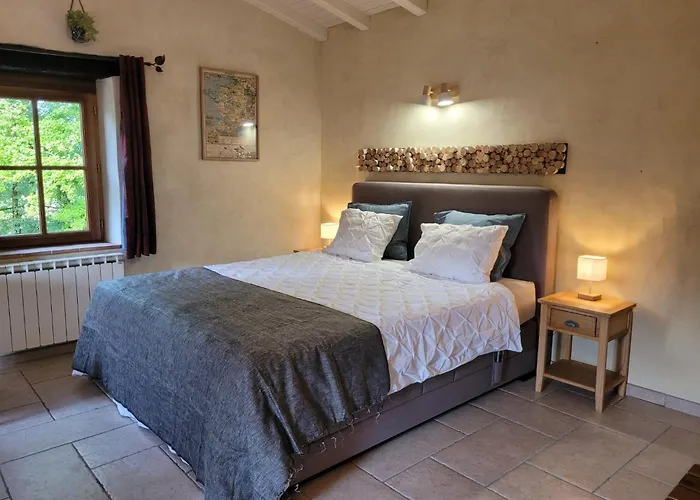 Chez Berger, Ruime 2 Persoonskamer Met Kingsize Bed