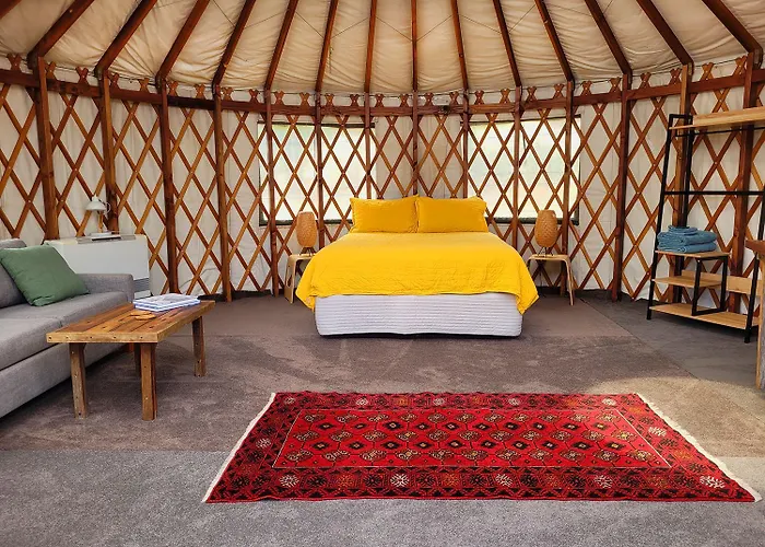 Mountain Yurt, Stunning Views, Near Wanaka