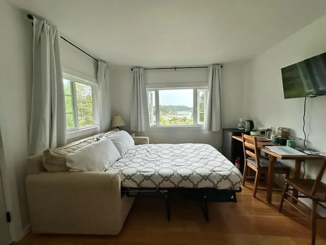 Silva Bay View Bnb