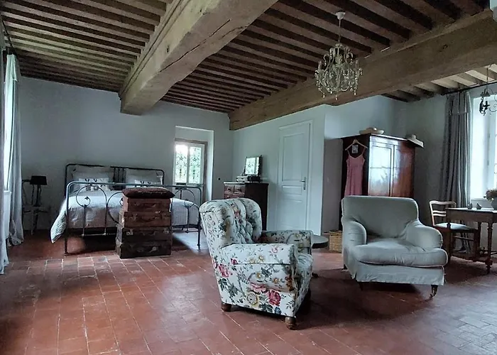 Domaine De Vauvelle