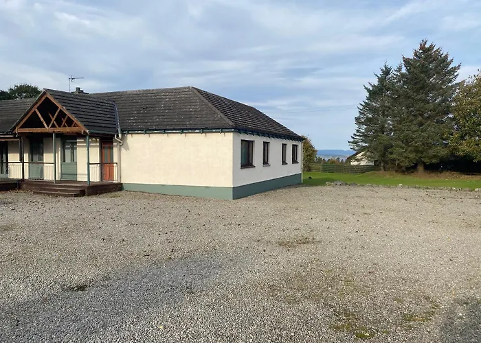 Carnegie Lodgings, Tain