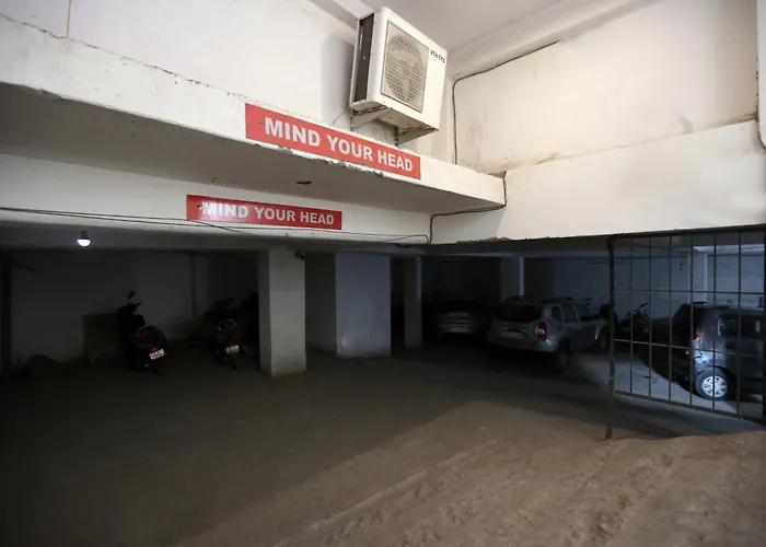 Hotel Sky Plaza At Delhi Airport