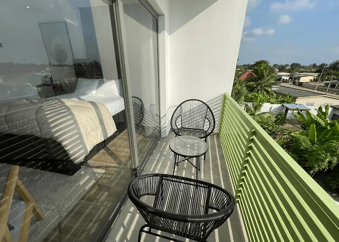 Yaven Heights Hotel