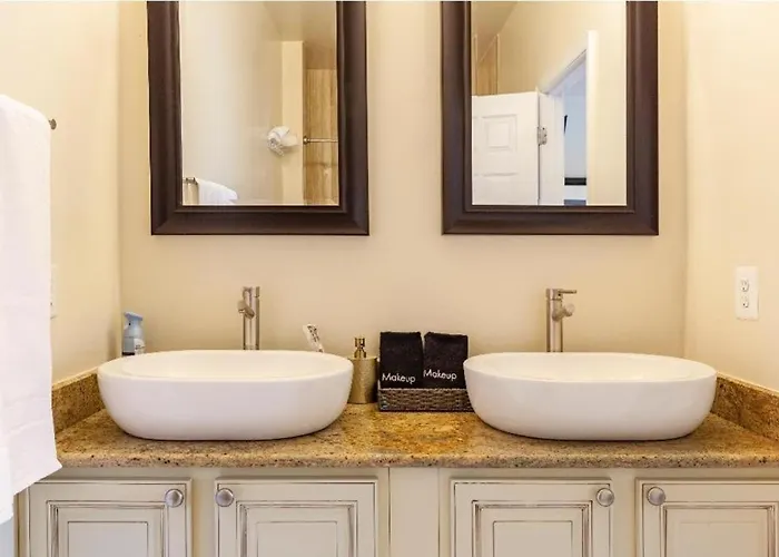 Luxury & Cushy Private Room In Dc