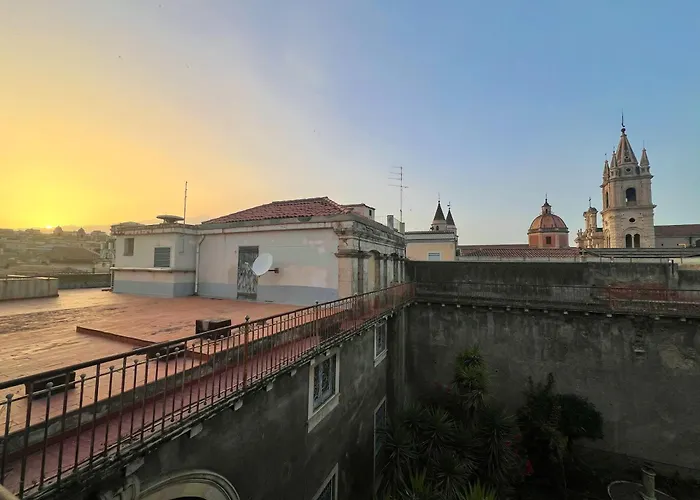Allure Palace