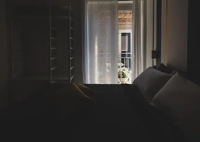 Piazza Verdi B&B