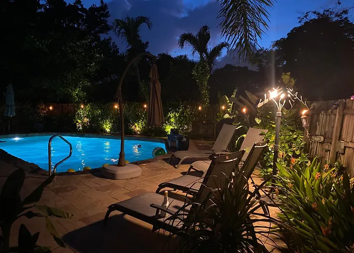 Wilton Manors A Men Only Guesthouse
